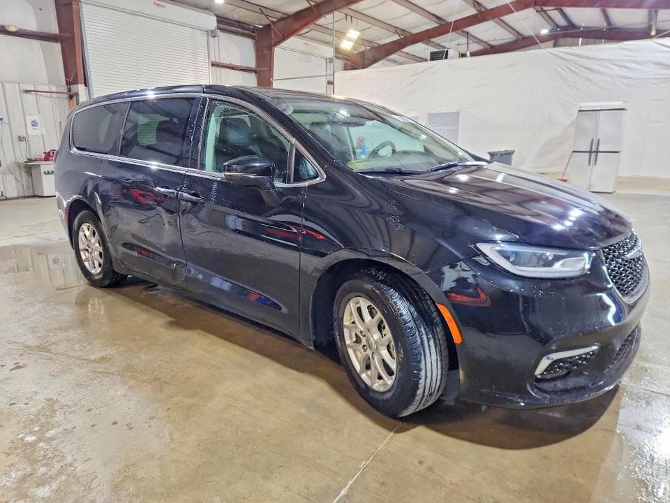 2024 CHRYSLER PACIFICA TOURING L 4
