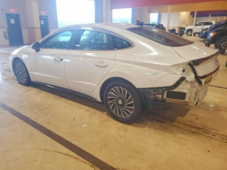 2022 HYUNDAI SONATA HYBRID SEL 2
