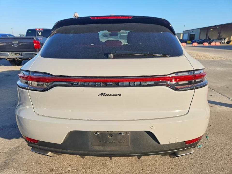 2021 PORSCHE MACAN 6