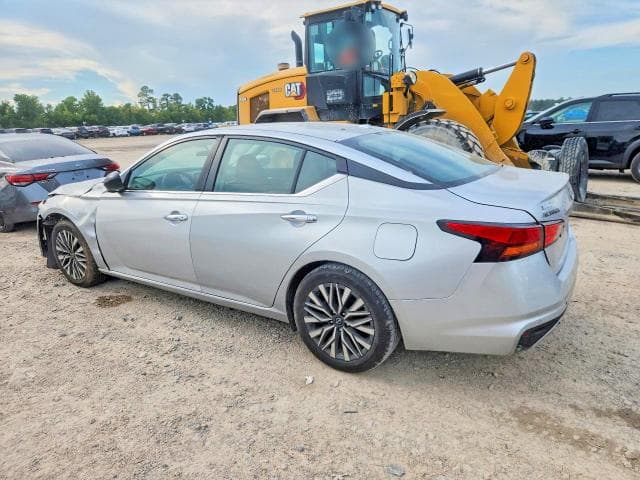 2024 NISSAN ALTIMA SV 2