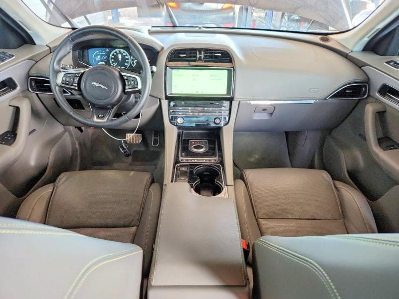 2017 JAGUAR F-PACE R - SPORT 8