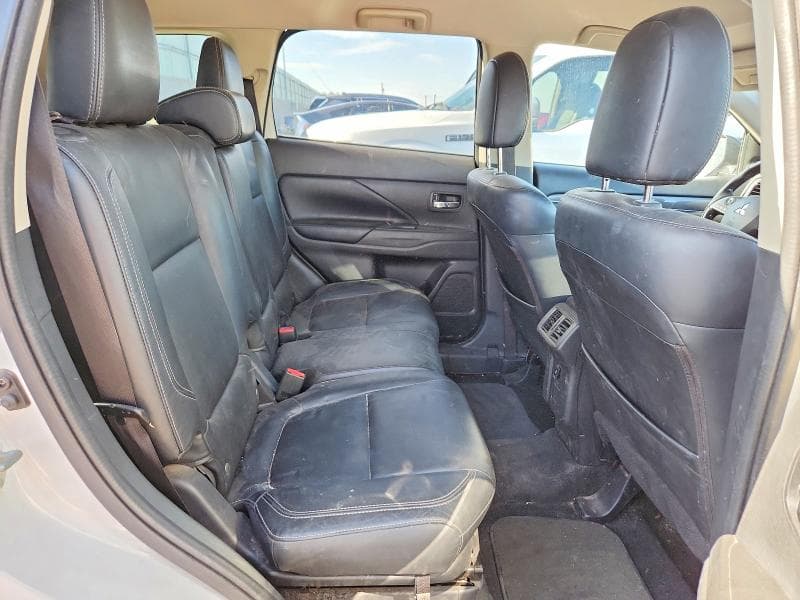 2019 MITSUBISHI OUTLANDER SE 11