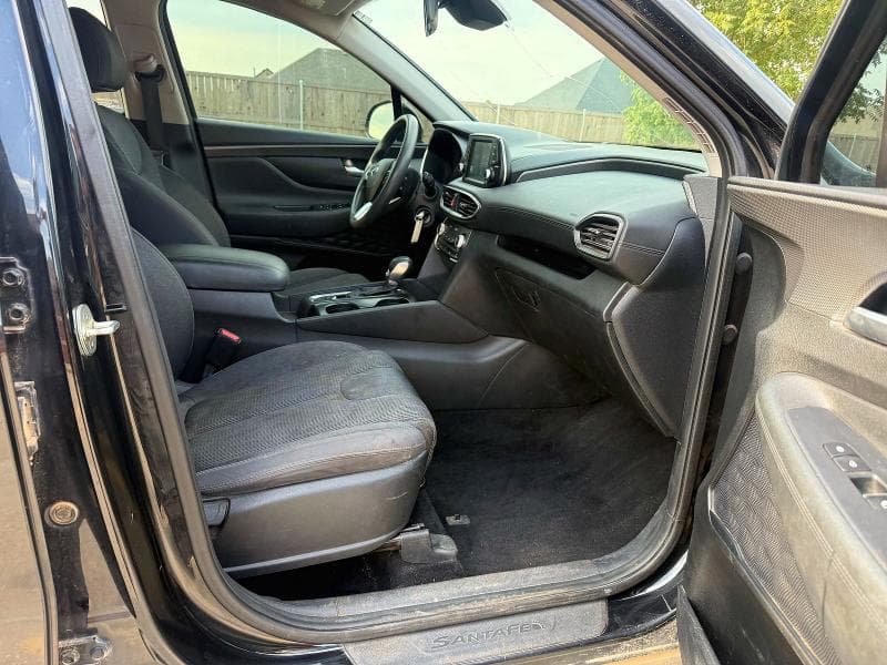 2019 HYUNDAI SANTA FE SE 5