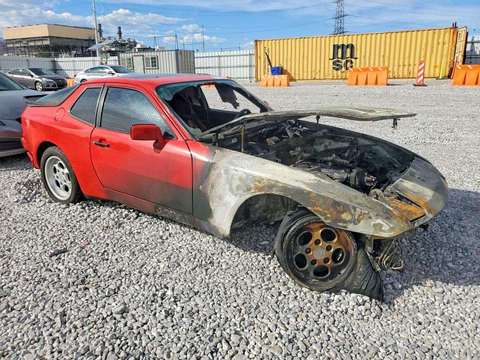 1986 PORSCHE 944 TURBO 4