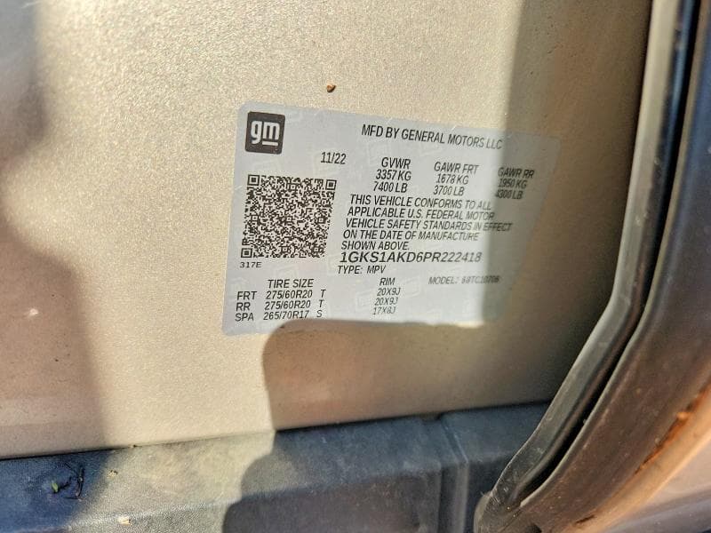 2023 GMC YUKON SLE 13