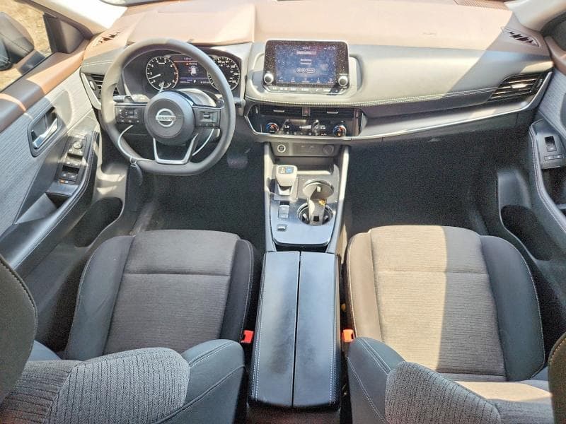 2021 NISSAN ROGUE SV 8