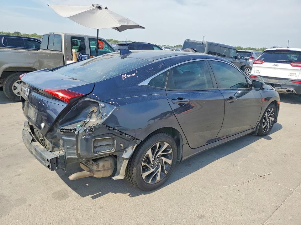 2017 HONDA CIVIC EX 3