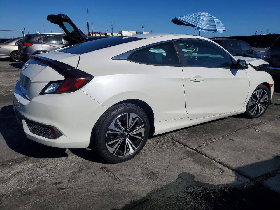 2017 HONDA CIVIC EX 3