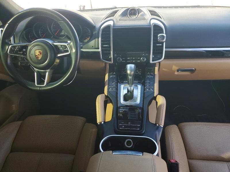 2018 PORSCHE CAYENNE 8