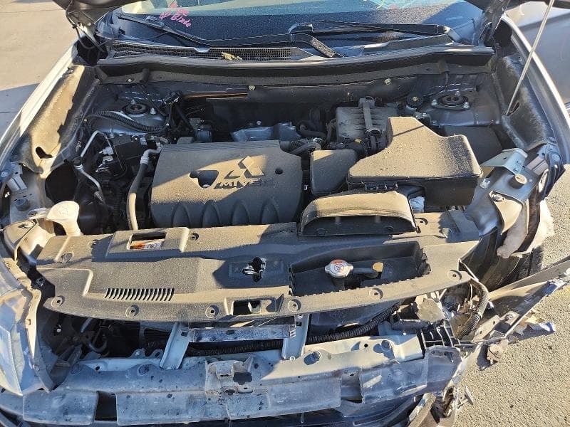 2020 MITSUBISHI OUTLANDER SE 12
