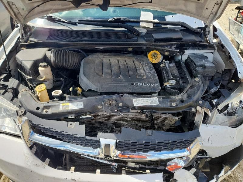 2017 DODGE GRAND CARAVAN SE 12