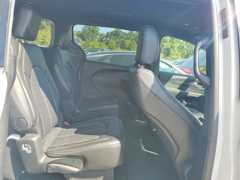 2026 CHRYSLER PACIFICA SELECT 11