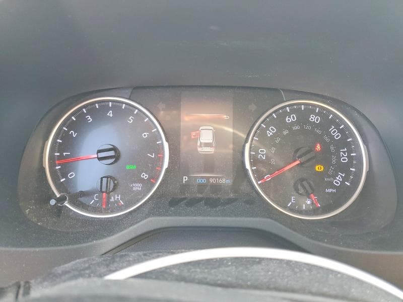 2019 TOYOTA RAV4 LE 9