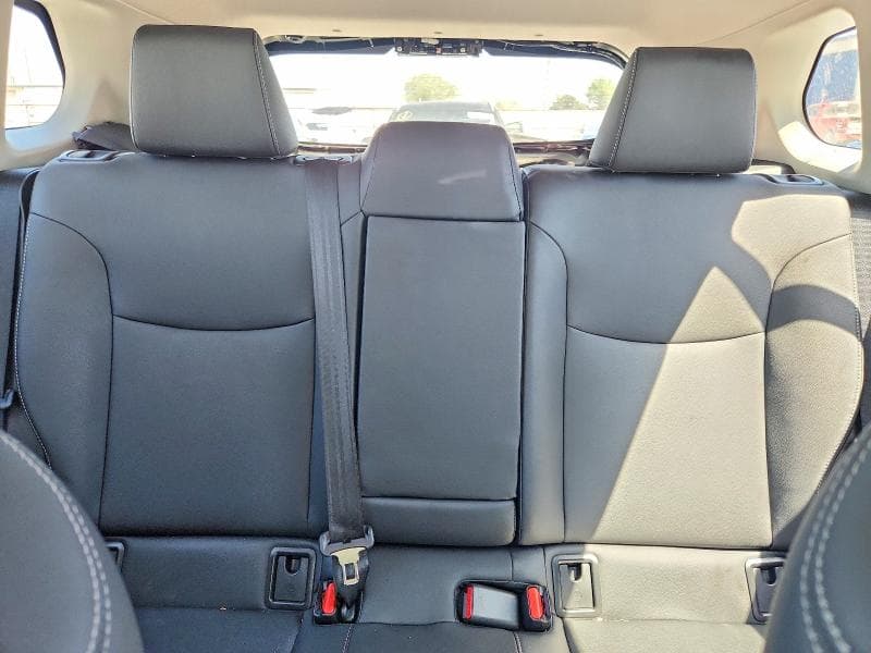 2026 TOYOTA COROLLA CROSS XLE 10