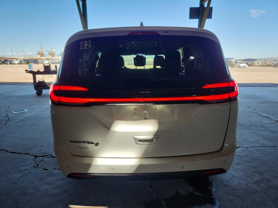 2021 CHRYSLER PACIFICA TOURING 6