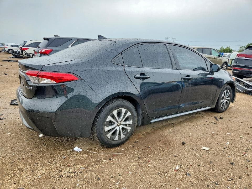 2020 TOYOTA COROLLA LE 3