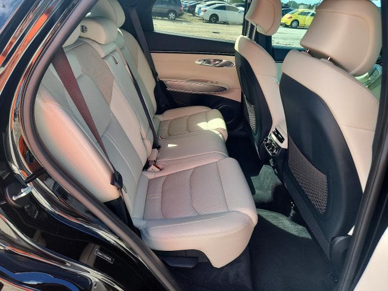 2023 GENESIS ELECTRIFIED GV70 BASE 11