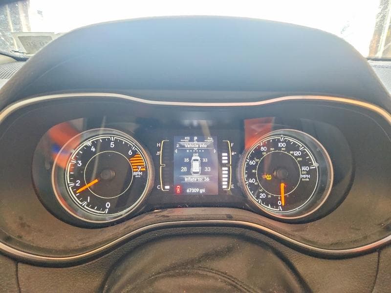 2019 JEEP CHEROKEE LATITUDE PLUS 9