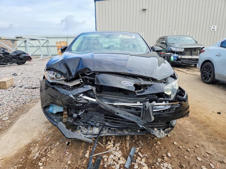 2017 FORD FUSION SE 5