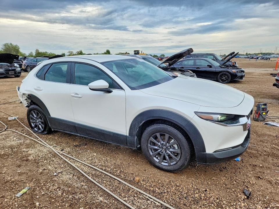 2023 MAZDA CX-30 4