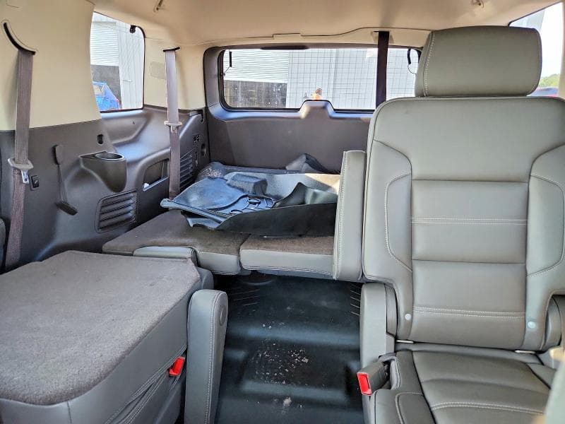 2017 GMC YUKON DENALI 10