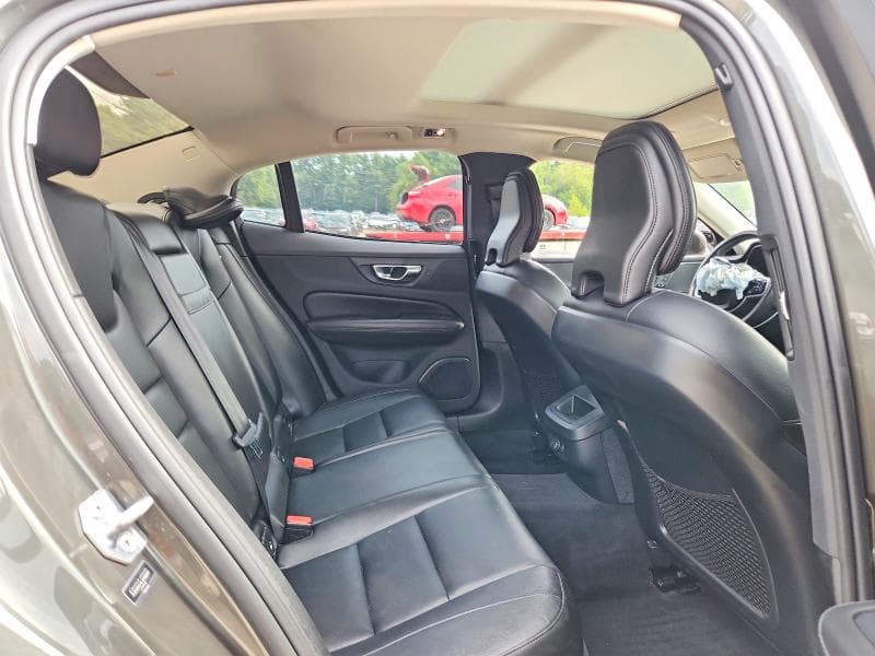 2020 VOLVO S60 T5 MOMENTUM 10