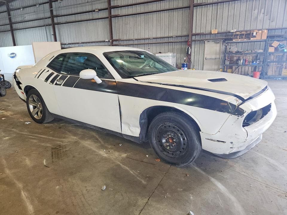 2018 DODGE CHALLENGER SXT 4