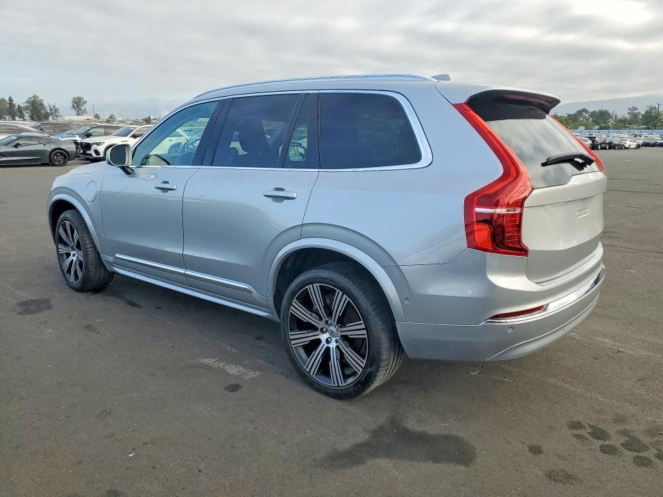 2024 VOLVO XC90 PLUS 2