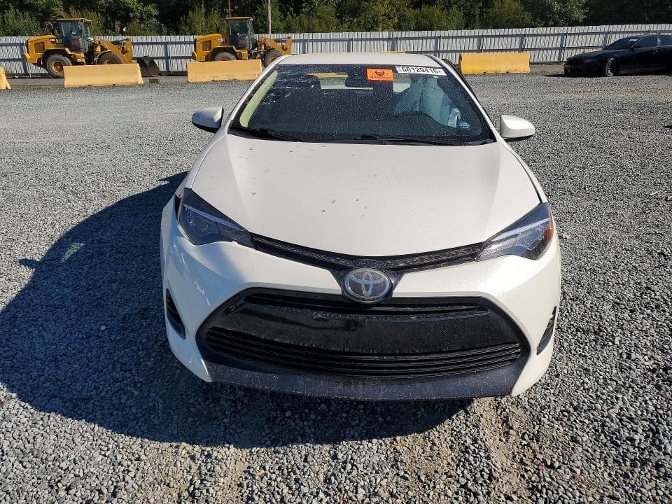 2017 TOYOTA COROLLA LE 5