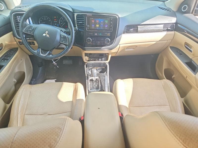 2017 MITSUBISHI OUTLANDER SE 8
