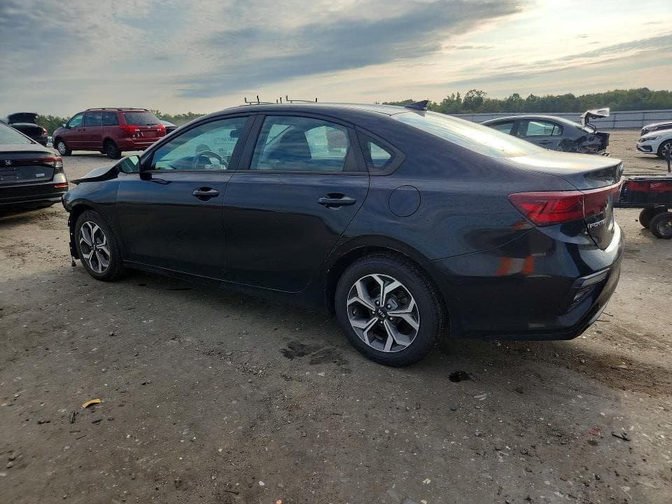 2021 KIA FORTE LXS 2