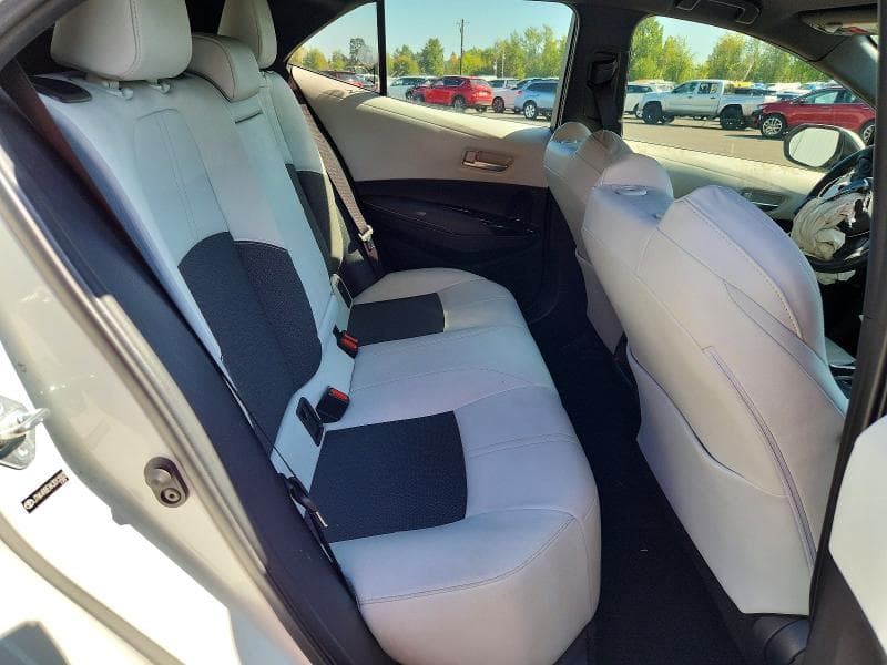 2019 TOYOTA COROLLA HATCHBACK XSE 10