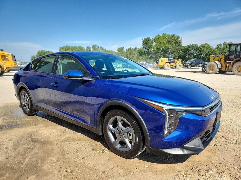 2026 KIA K4 LXS 4