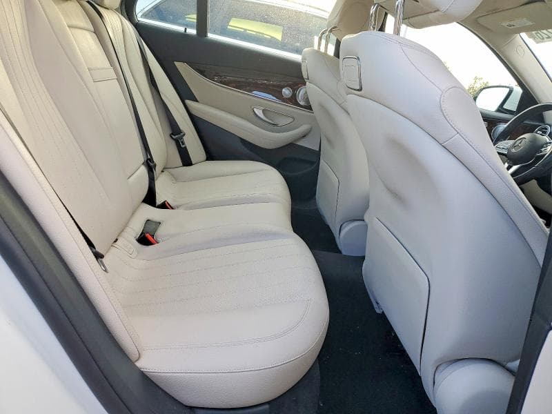 2019 MERCEDES-BENZ E 300 4MATIC 10