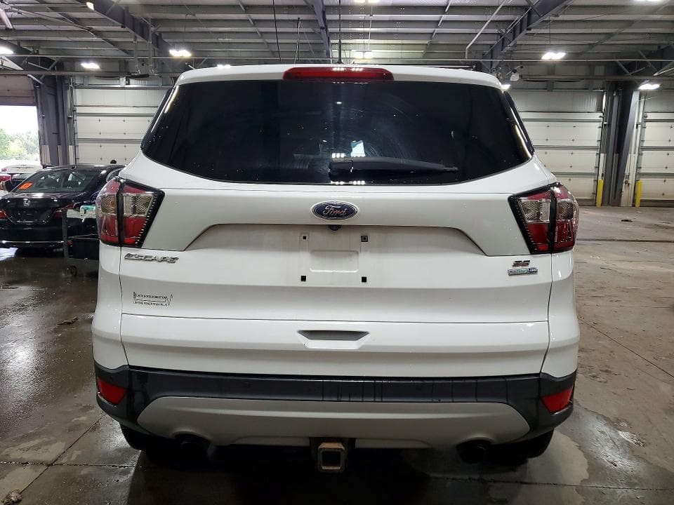2017 FORD ESCAPE SE 6