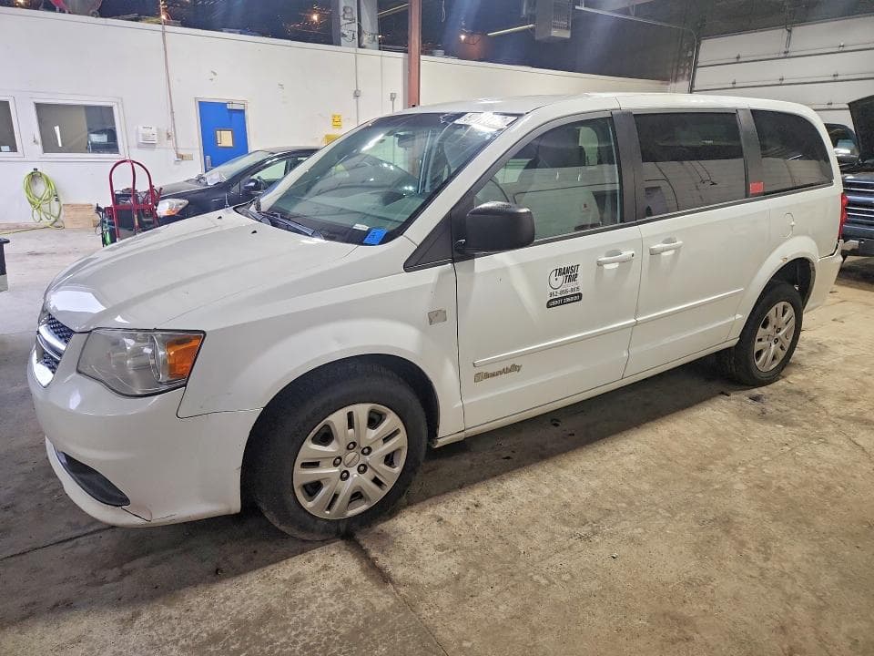 2017 DODGE GRAND CARAVAN SE - 1