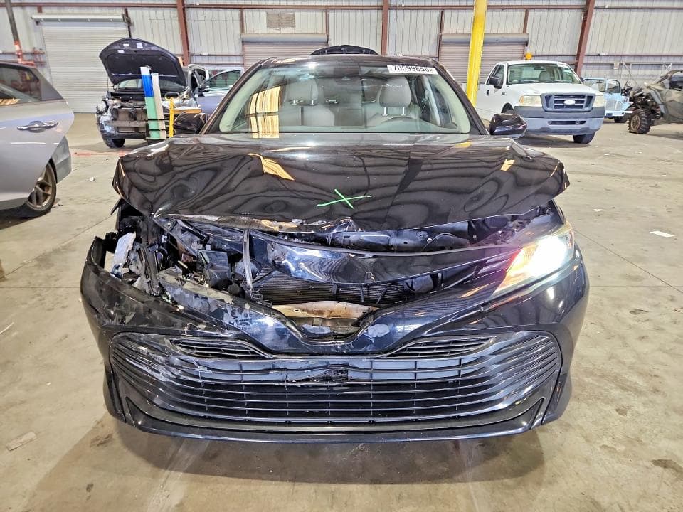 2020 TOYOTA CAMRY LE 5