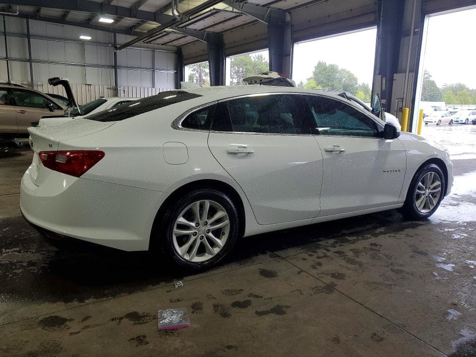 2017 CHEVROLET MALIBU LT 3