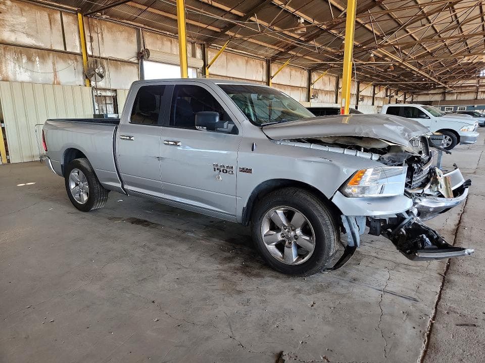 2017 RAM 1500 SLT 4