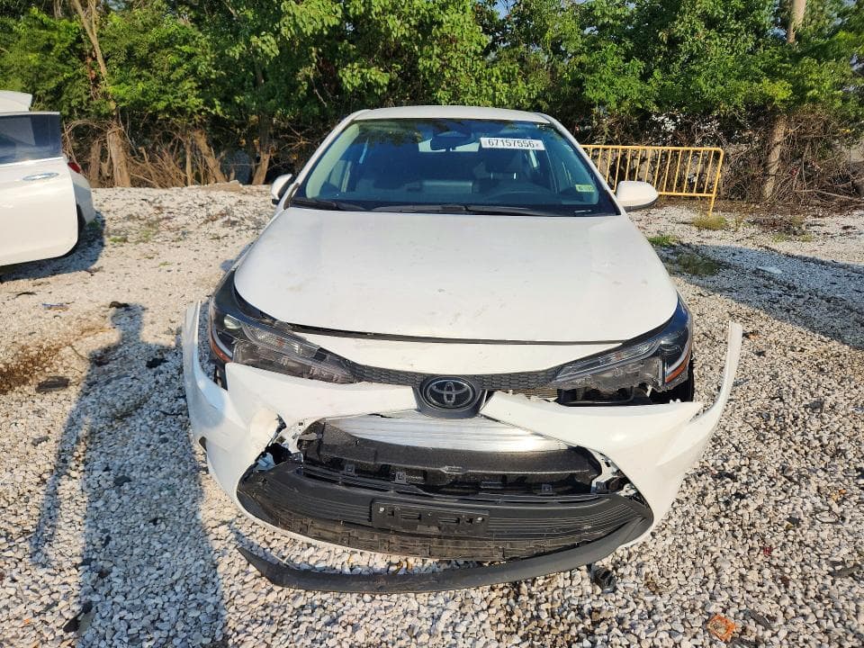2024 TOYOTA COROLLA LE 5