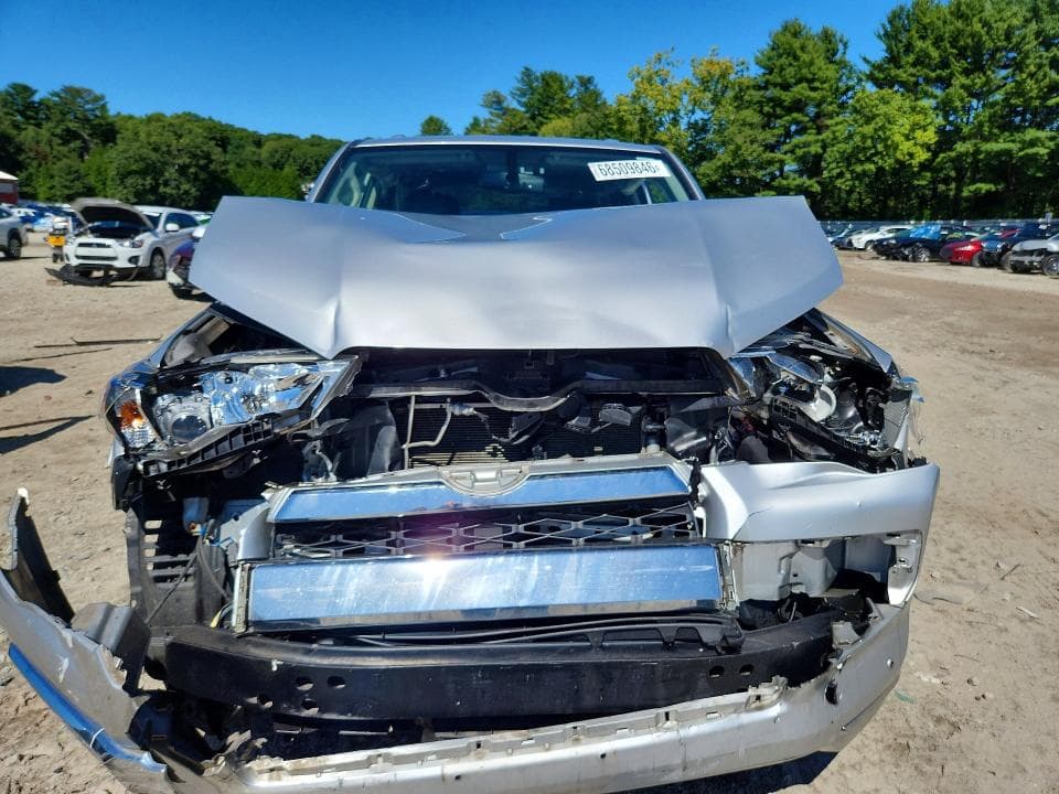 2017 TOYOTA 4RUNNER LIMITED 5