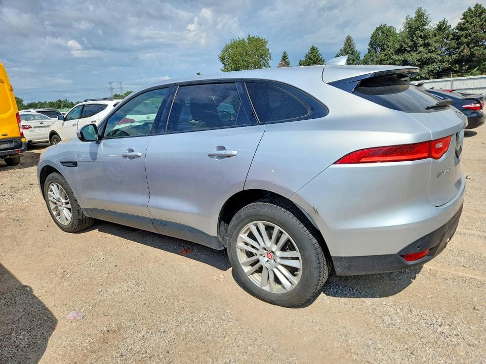2017 JAGUAR F-PACE PRESTIGE 2