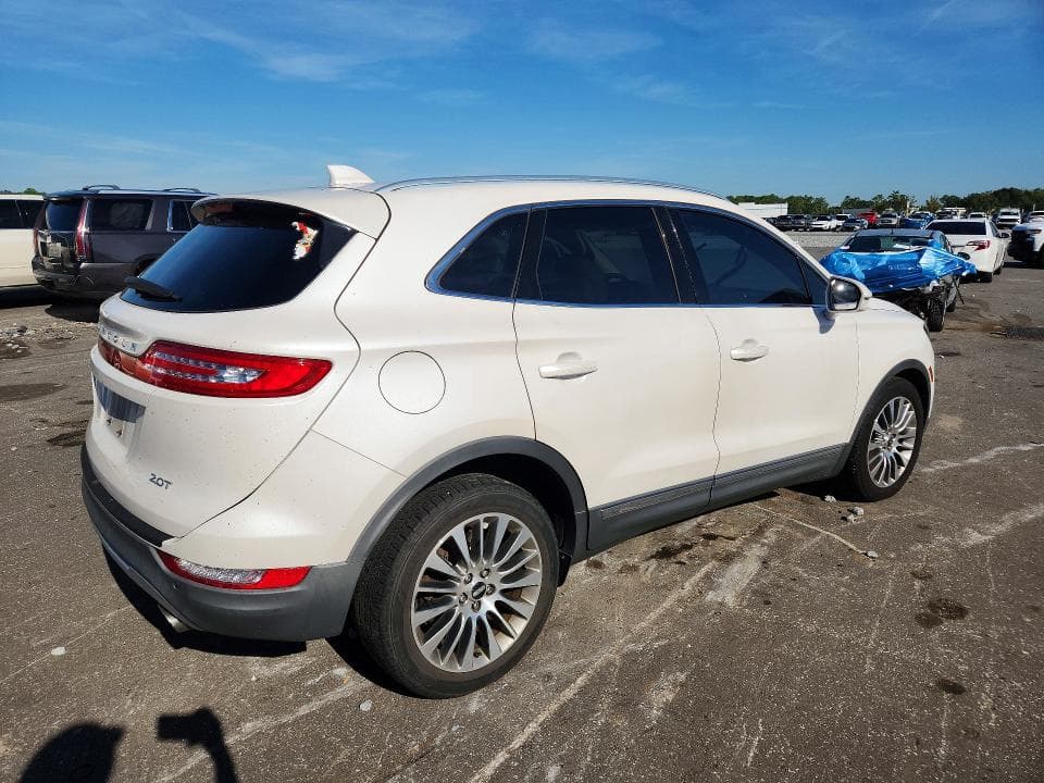 2017 LINCOLN MKC RESERVE 3