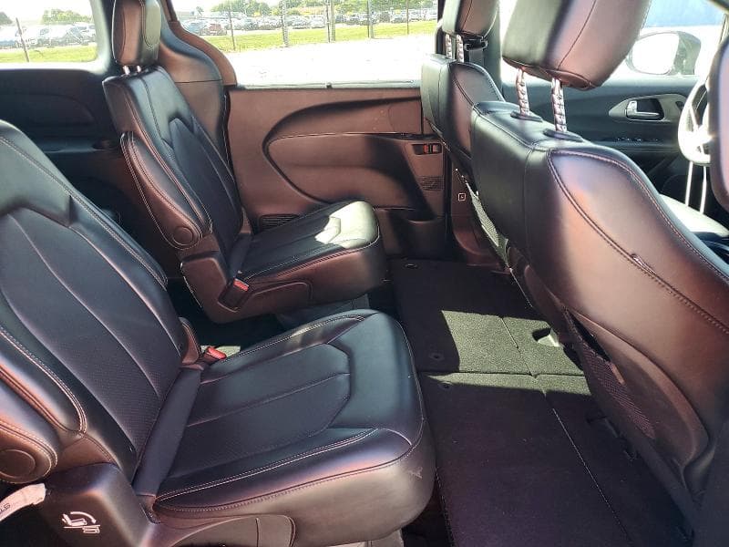 2025 CHRYSLER PACIFICA SELECT 11