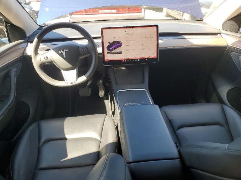 2023 TESLA MODEL Y 8