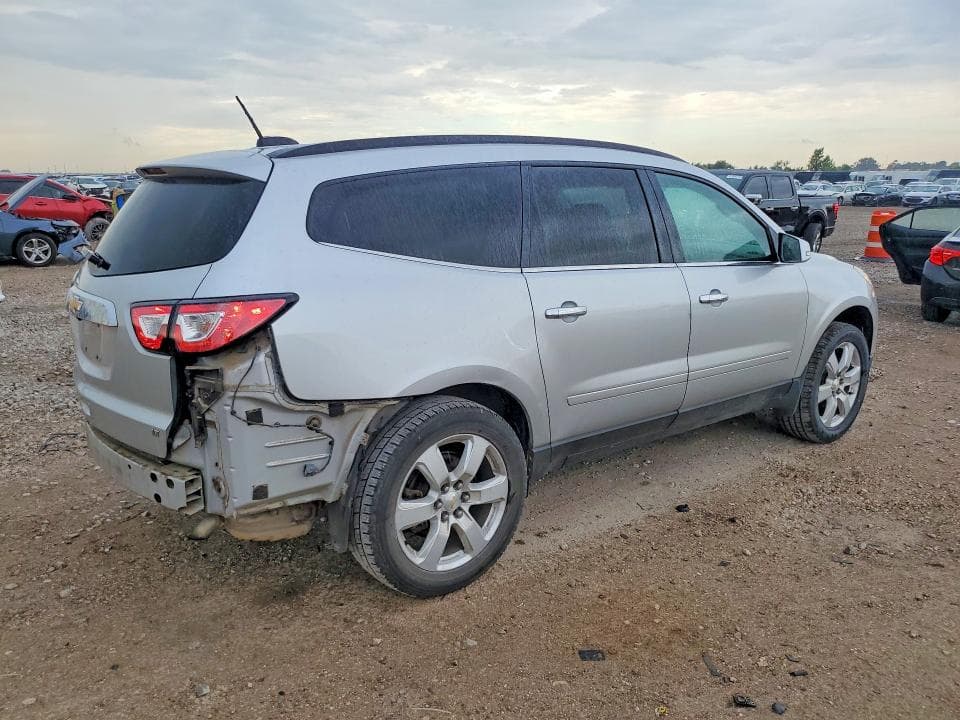 2017 CHEVROLET TRAVERSE LT 3