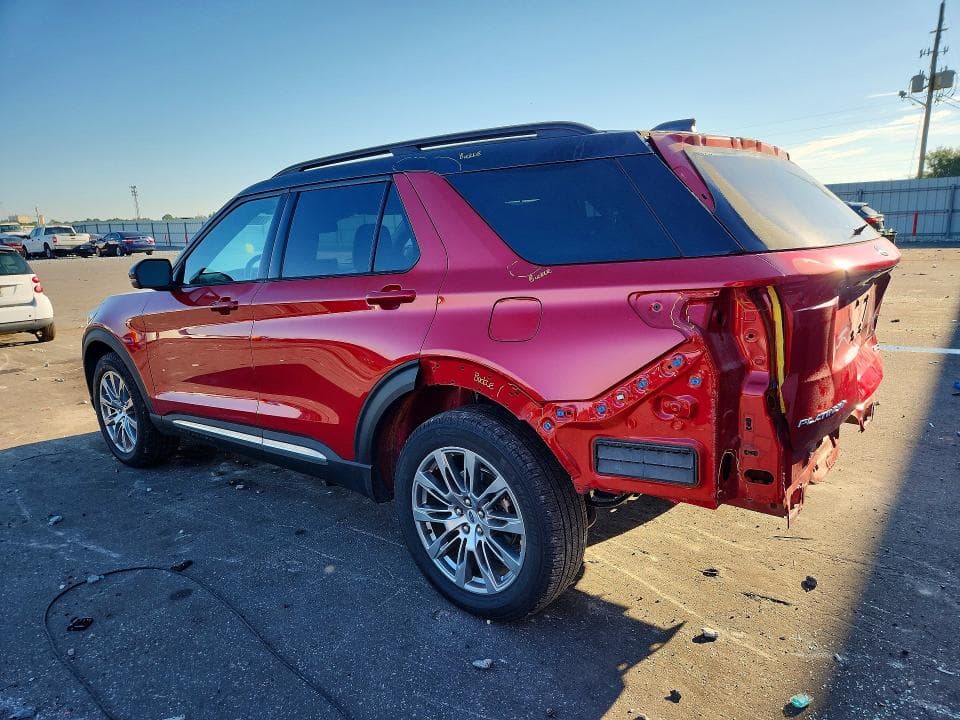 2025 FORD EXPLORER PLATINUM 2
