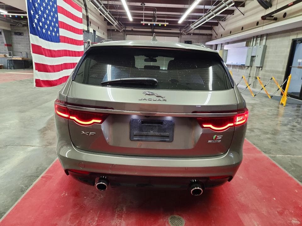 2018 JAGUAR XF S 6