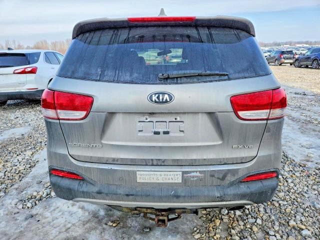 2017 KIA SORENTO 6