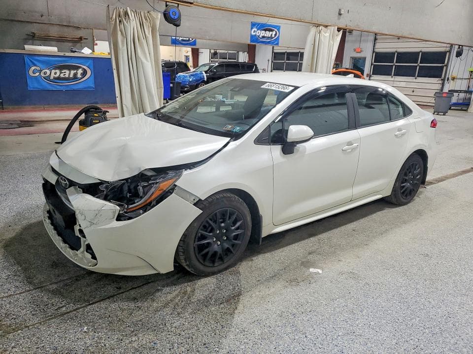 2020 TOYOTA COROLLA LE - 1